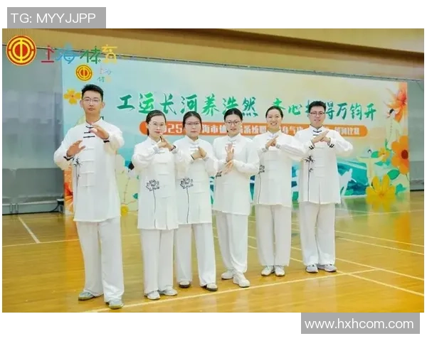 敦煌市举行“健身气功八段锦”会集展演及沟通竞赛